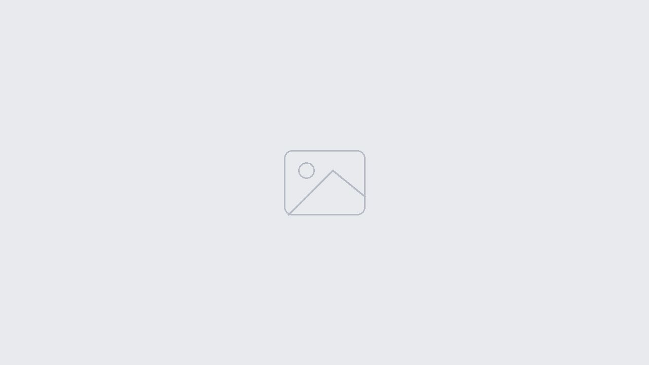 Tư vấn viên iHouzz gọi điện trao đổi với khách