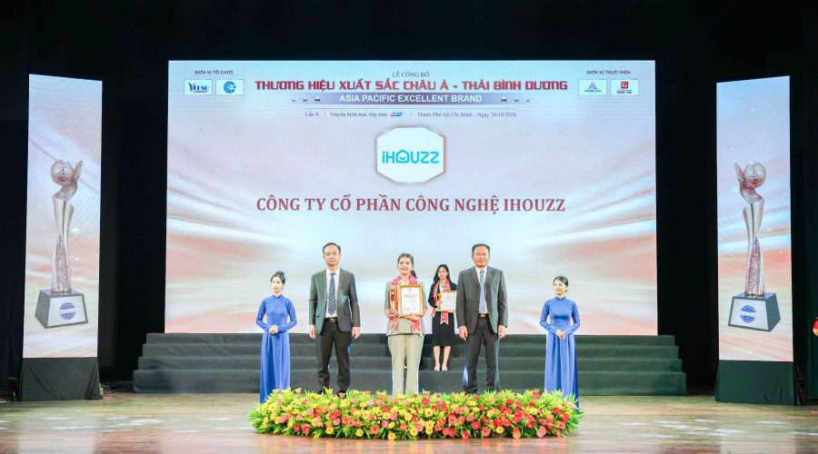 iHouzz nhận giải thưởng “Top 10 thương hiệu xuất sắc Châu Á – Thái Bình Dương”